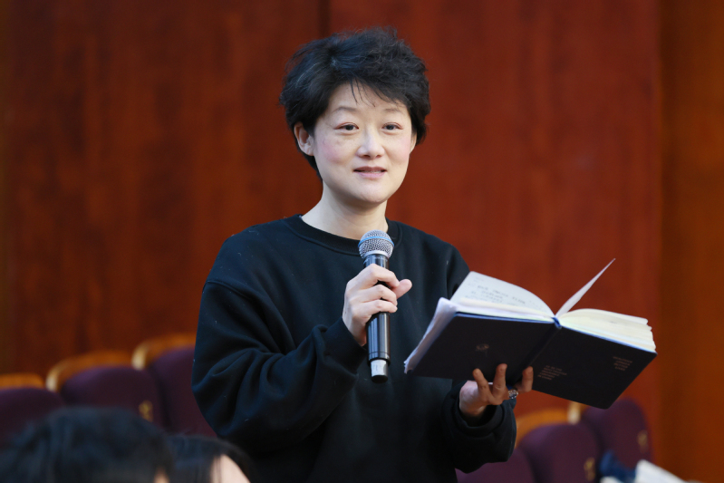 A16A8689.jpg